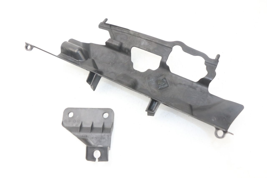 photo de ZITPLAATDEKSEL SUZUKI GSX-R GSXR 750 (2011 - 2016) - Hoofdaanzicht