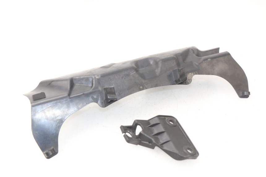 photo de ZITPLAATDEKSEL SUZUKI GSX-R GSXR 750 (2011 - 2016) - Detail van het onderdeel