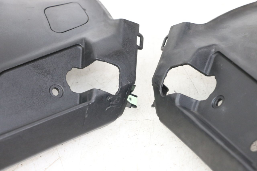 photo de ZITPLAATDEKSEL PEUGEOT KISBEE 2T 50 (2018 - 2022) - Technische close-up