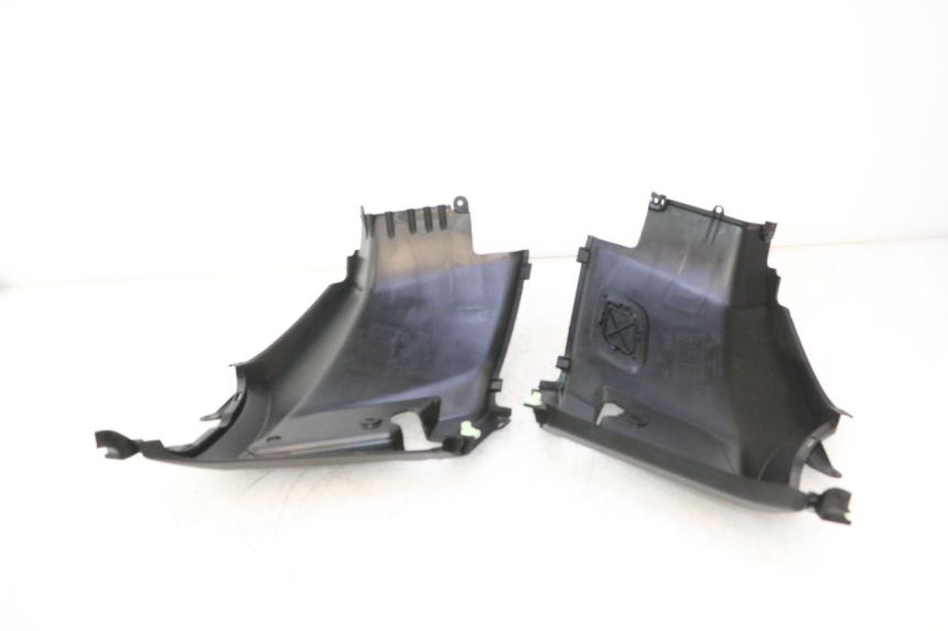 photo de DEKSEL ONDER ZIT PEUGEOT KISBEE 4T 50 (2023 - 2026) - Technische close-up