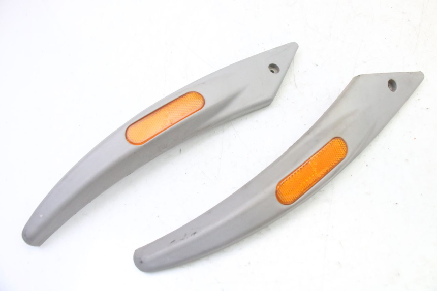 photo de ZITPLAATDEKSEL PIAGGIO LIBERTY 4T 50 (2009 - 2015) - Detail van het onderdeel