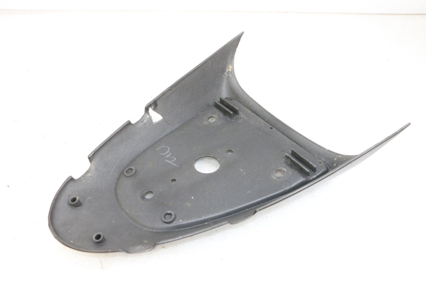 photo de ZITPLAATDEKSEL APRILIA SR CARB LC 2T 50 (2004 - 2012) - Detail van het onderdeel