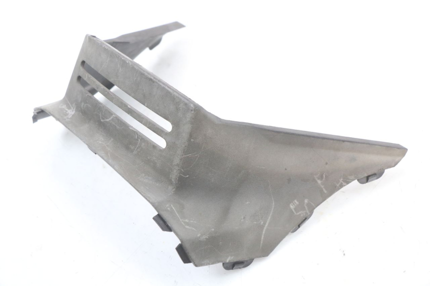 photo de ZITPLAATDEKSEL SUZUKI UH BURGMAN 125 (2002 - 2006) - Zoom op gebruiksstaat