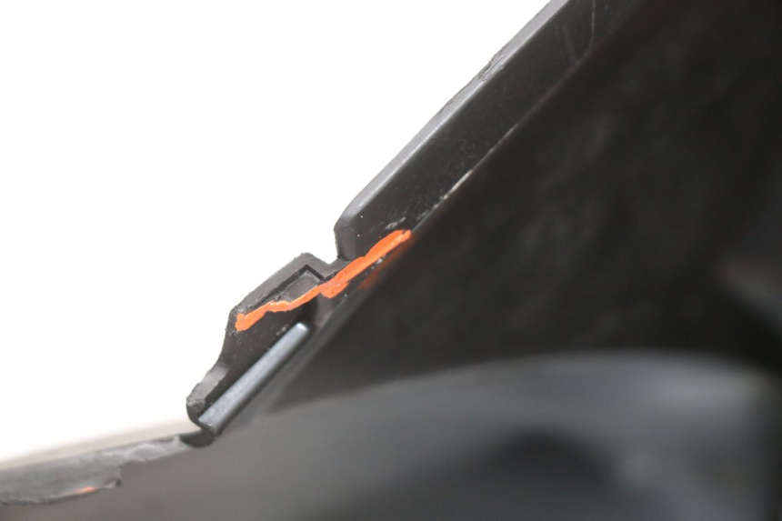 photo de ZITPLAATDEKSEL PEUGEOT VIVACITY NEW 4T 50 (2008 - 2017) - Markeringen en referenties