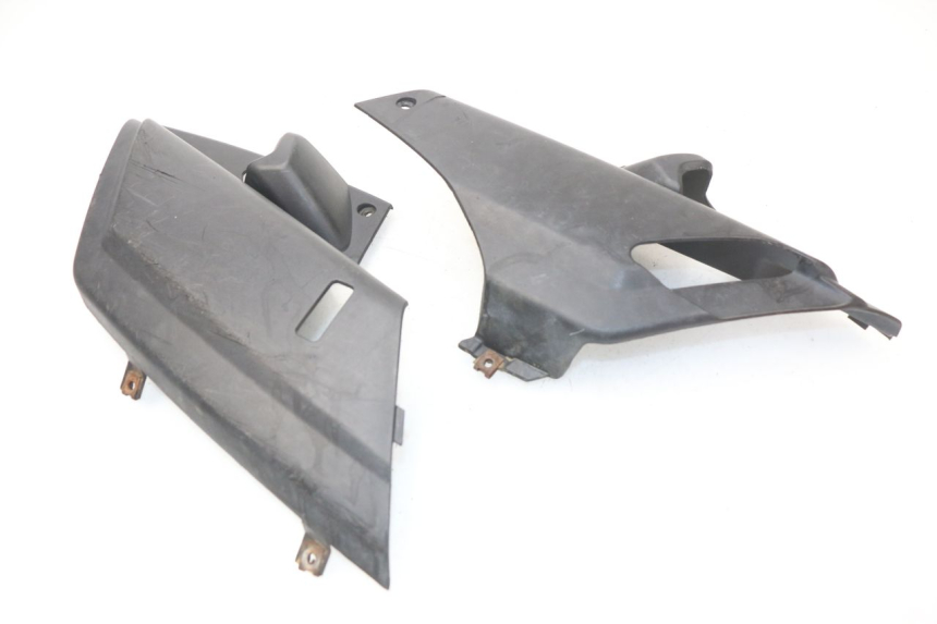 photo de ZITBANKKAPJE YAMAHA XMAX X-MAX 125 (2006 - 2009) - Detail van het onderdeel