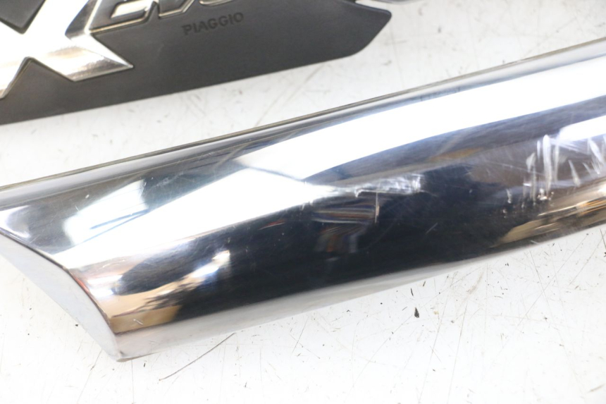 photo de ZITPLAATDEKSEL PIAGGIO XEVO - X EVO 125 (2007 - 2017) - Staat van het oppervlak