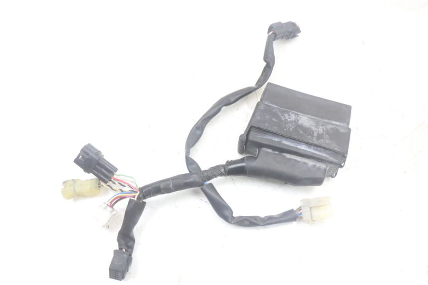 photo de ABS-regeleenheid YAMAHA TDM ABS 900 (2002 - 2014) - Detail van het onderdeel