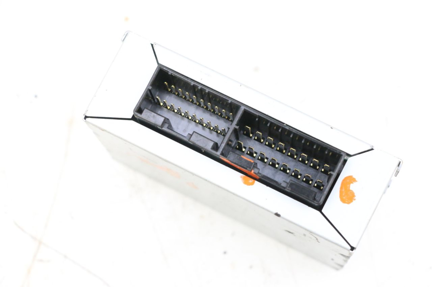 photo de ABS-regeleenheid YAMAHA TDM ABS 900 (2002 - 2014) - Andere kijkhoek