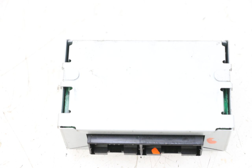 photo de ABS-regeleenheid YAMAHA TDM ABS 900 (2002 - 2014) - Technische close-up