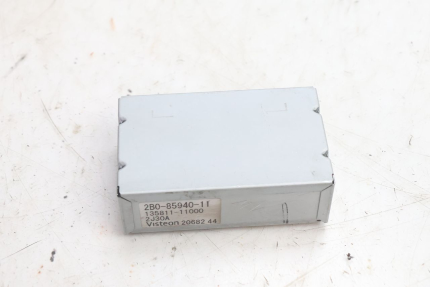 photo de ABS-regeleenheid YAMAHA TDM ABS 900 (2002 - 2014) - Zoom op gebruiksstaat