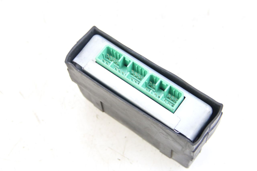 photo de ABS-regeleenheid YAMAHA XP T-MAX TMAX 500 (2004 - 2007) - Zoom op gebruiksstaat