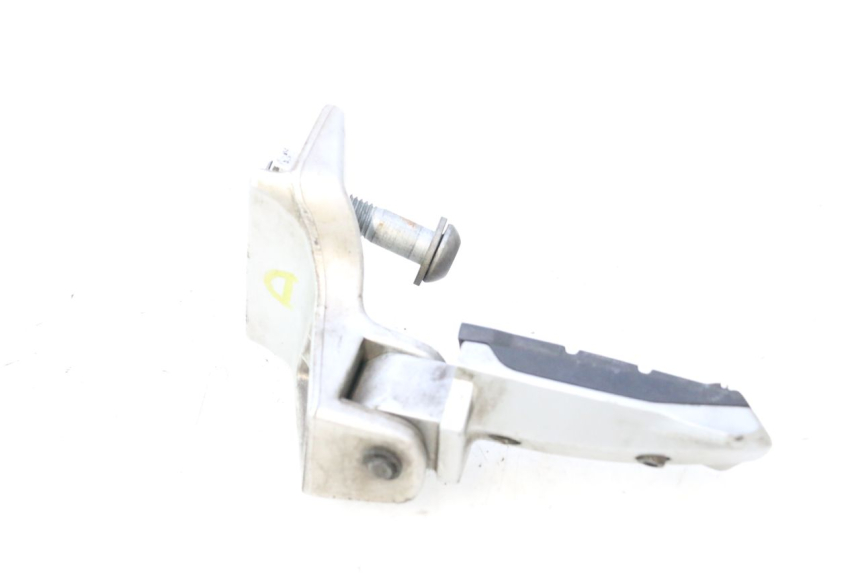 photo de ACHTERSTE RECHTER VOETSTEUN BMW C1 125 (2000 - 2003) - Overzicht