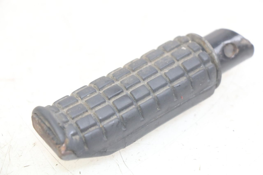 photo de ACHTERSTE RECHTER VOETSTEUN HONDA CBR F SC25 1000 (1989 - 1992) - Andere kijkhoek