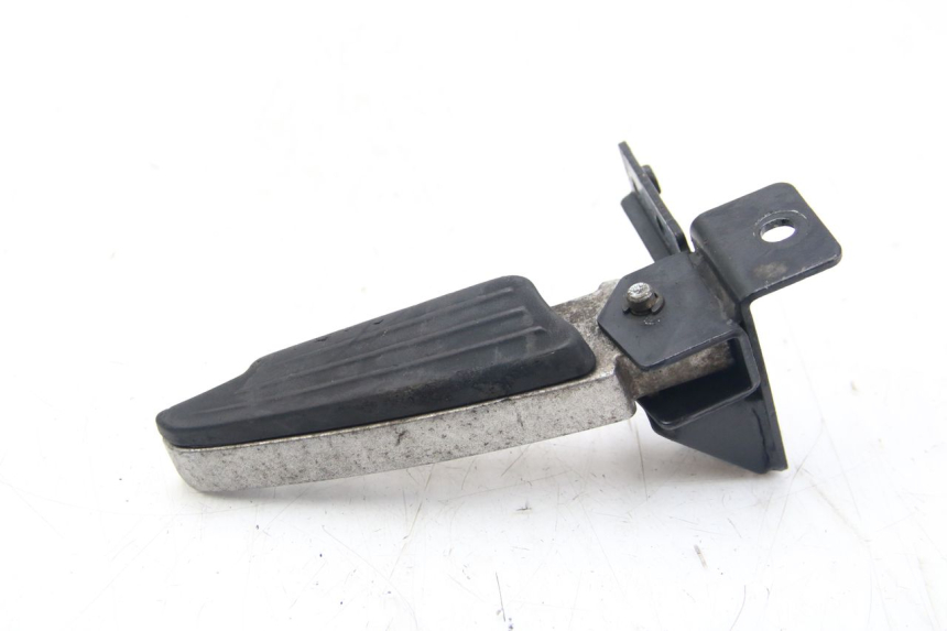 photo de ACHTERSTE RECHTER VOETSTEUN PEUGEOT CITYSTAR 125 (2011 - 2017) - Detail van het onderdeel