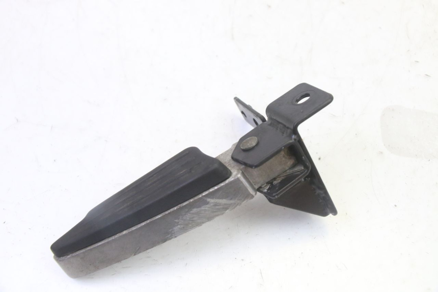 photo de ACHTERSTE RECHTER VOETSTEUN PEUGEOT CITYSTAR 50 (2013 - 2017) - Zoom op gebruiksstaat