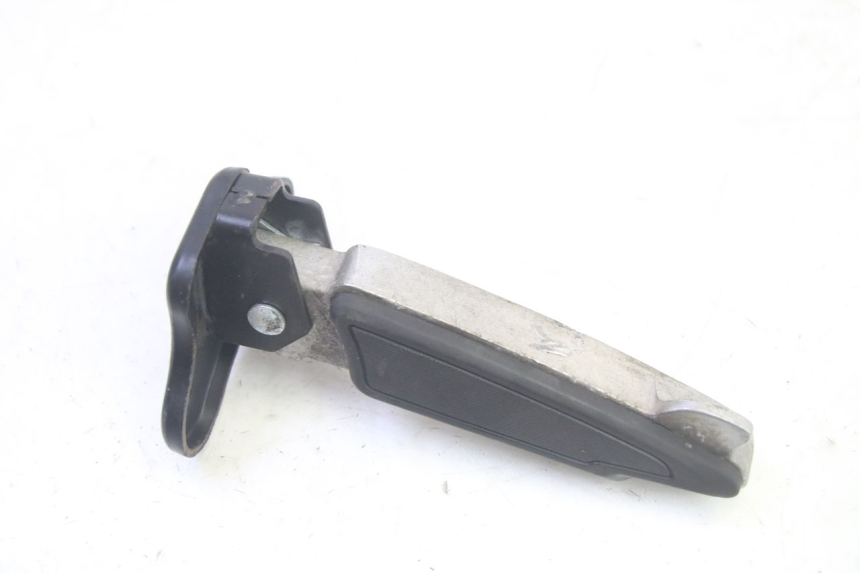 photo de ACHTERRECHTE VOETSTEUN PEUGEOT DJANGO 4T 50 (2014 - 2019) - Detail van het onderdeel