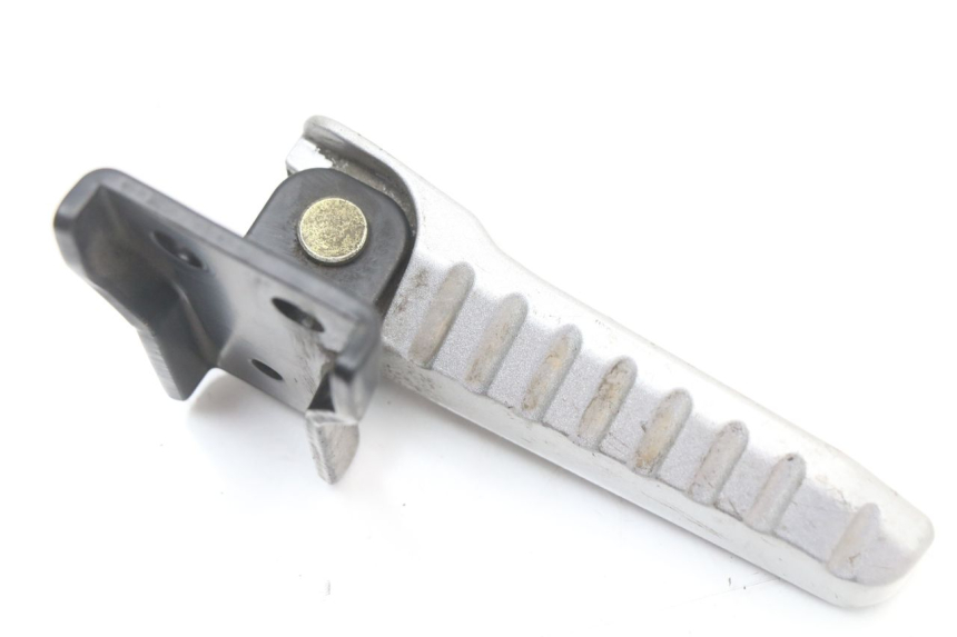 photo de ACHTERSTE RECHTER VOETSTEUN LONGJIA EASY MAX 125 (2020 - 2024) - Hoofdaanzicht