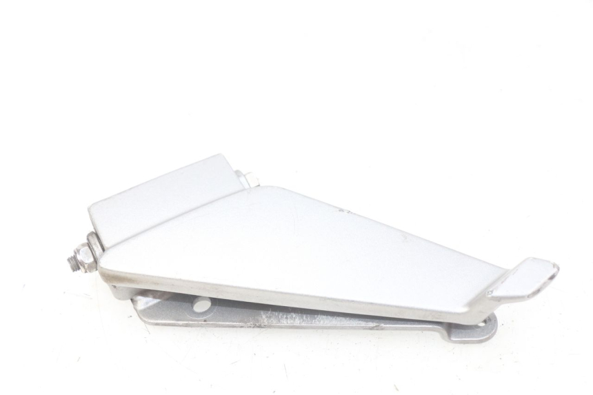 photo de ACHTERSTE RECHTER VOETSTEUN PEUGEOT GEOPOLIS 400 (2007 - 2013) - Andere kijkhoek