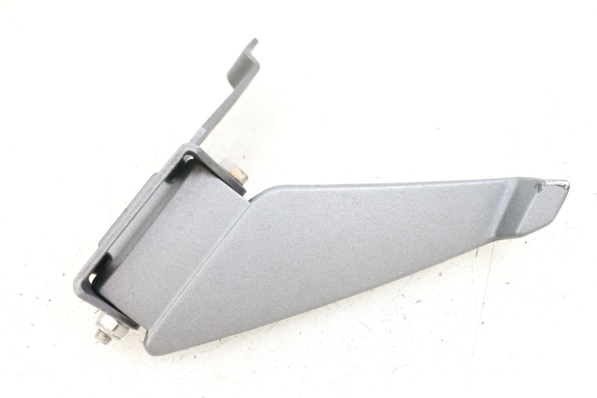 photo de ACHTERSTE RECHTER VOETSTEUN PEUGEOT GEOPOLIS RS 125 (2007 - 2009) - Andere kijkhoek