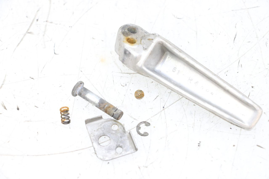 photo de ACHTERSTE RECHTER VOETSTEUN SUZUKI GSXR GSX-R 1000 (2003 - 2004) - Technische close-up