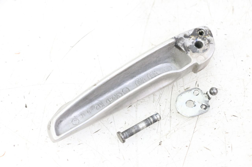 photo de ACHTERSTE RECHTER VOETSTEUN HONDA FORZA 125 (2021 - 2025) - Technische close-up