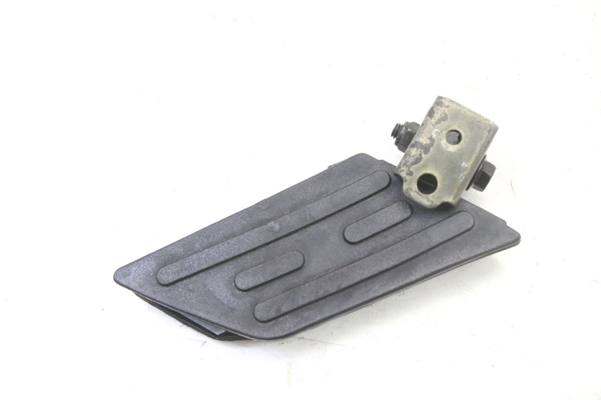 photo de ACHTERSTE RECHTER VOETSTEUN PEUGEOT KISBEE 2T 50 (2018 - 2022) - Detail van het onderdeel