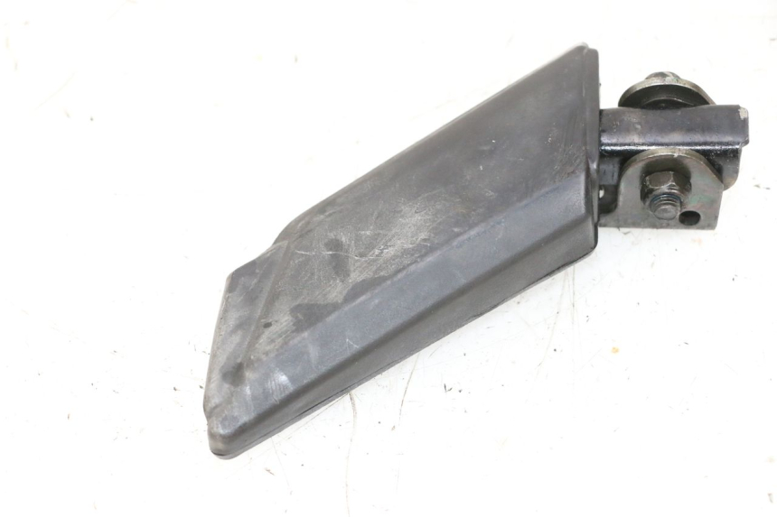 photo de ACHTERSTE RECHTER VOETSTEUN PEUGEOT KISBEE 2T 50 (2010 - 2017) - Andere kijkhoek