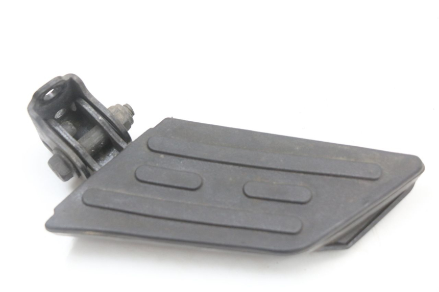 photo de ACHTERSTE RECHTER VOETSTEUN PEUGEOT KISBEE 4T 50 (2018 - 2022) - Technische close-up