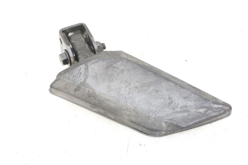 photo de ACHTERSTE RECHTER VOETSTEUN PEUGEOT KISBEE 4T 50 (2010 - 2017) - Technische close-up