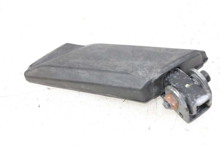 photo de ACHTERSTE RECHTER VOETSTEUN PEUGEOT KISBEE 4T 50 (2018 - 2022) - Andere kijkhoek