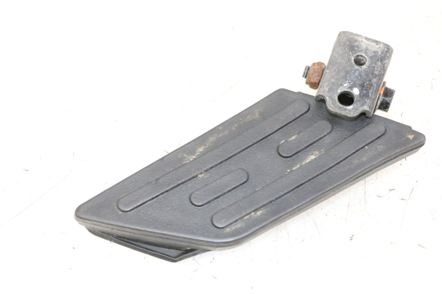 photo de ACHTERSTE RECHTER VOETSTEUN PEUGEOT KISBEE 4T 50 (2018 - 2022) - Bevestigingspunten