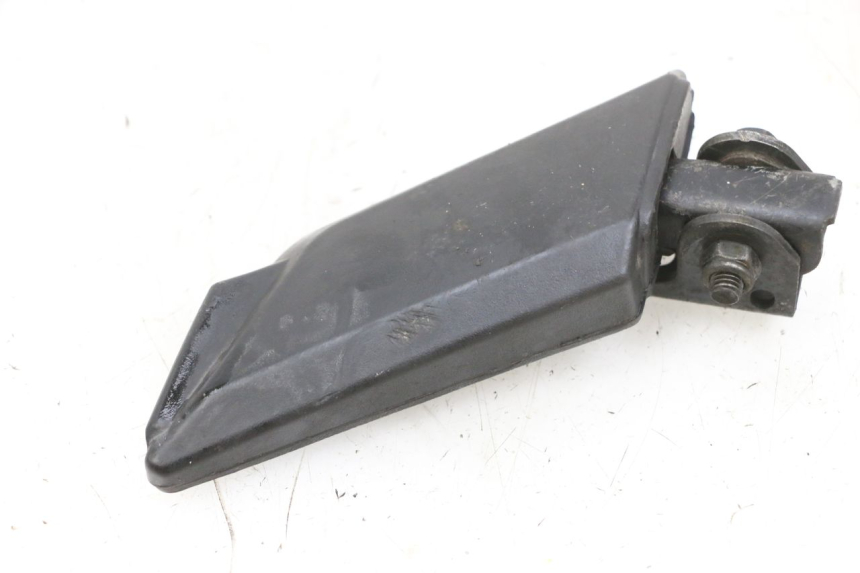 photo de ACHTERSTE RECHTER VOETSTEUN PEUGEOT KISBEE 4T 50 (2010 - 2017) - Andere kijkhoek