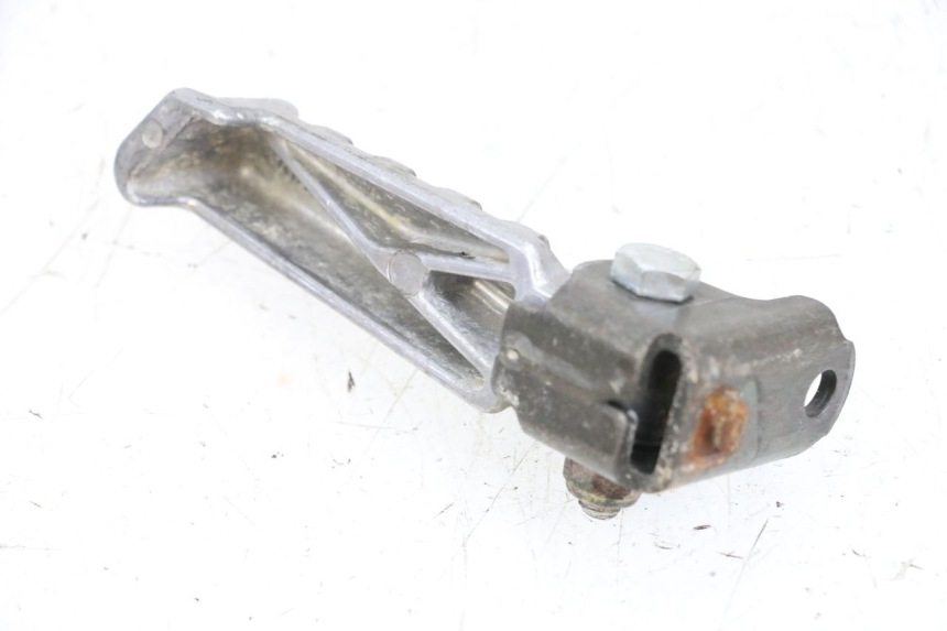 photo de ACHTERSTE RECHTER VOETSTEUN PEUGEOT LUDIX 50 (2005 - 2007) - Zoom op gebruiksstaat