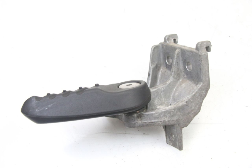 photo de ACHTERSTE RECHTER VOETSTEUN MBK OVETTO ONE 2T 50 (2013 - 2017) - Andere kijkhoek