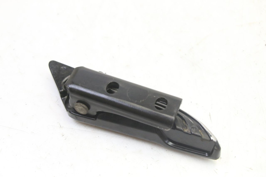 photo de ACHTERSTE RECHTER VOETSTEUN PIAGGIO NEW TYPHOON 50 (2018 - 2021) - Zoom op gebruiksstaat