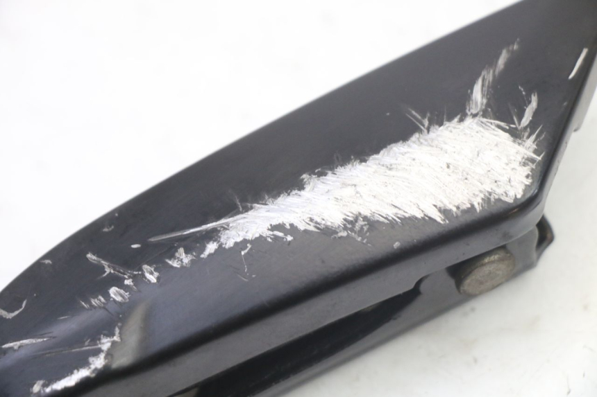 photo de ACHTERSTE RECHTER VOETSTEUN PIAGGIO NEW TYPHOON 50 (2018 - 2021) - Technische close-up