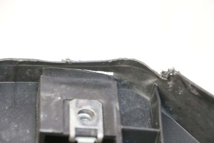 photo de ACHTERSTE RECHTER VOETSTEUN PIAGGIO NEW TYPHOON 50 (2010 - 2017) - Andere kijkhoek