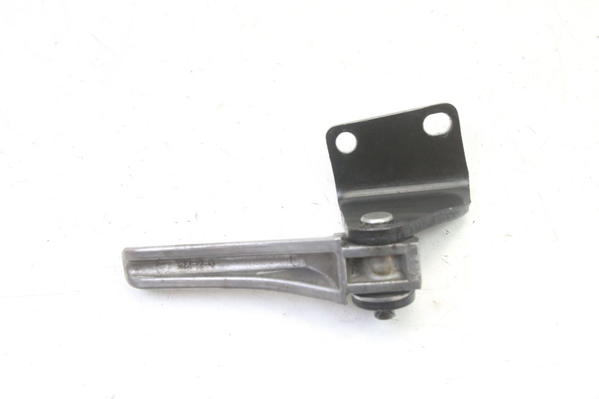 photo de ACHTERSTE RECHTER VOETSTEUN PIAGGIO NRG POWER PUREJET 50 (2018 - 2021) - Technische close-up