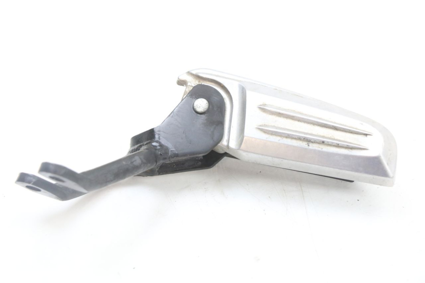 photo de ACHTERSTE RECHTER VOETSTEUN HONDA PCX (JF47) 125 (2012 - 2013) - Technische close-up