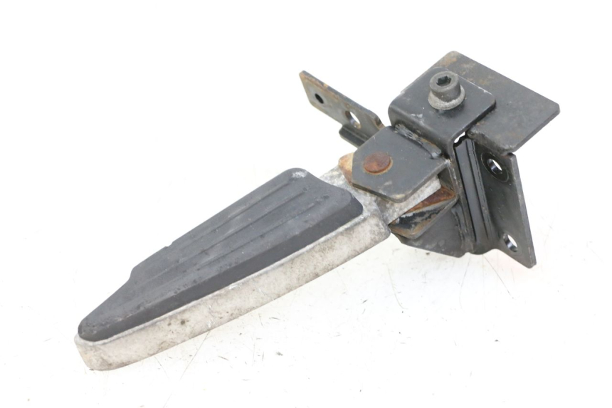 photo de ACHTERSTE RECHTER VOETSTEUN PEUGEOT SATELIS 125 (2013 - 2018) - Hoofdaanzicht