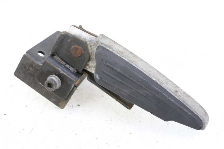 photo de ACHTERSTE RECHTER VOETSTEUN PEUGEOT SATELIS 125 (2013 - 2018) - Zoom op gebruiksstaat