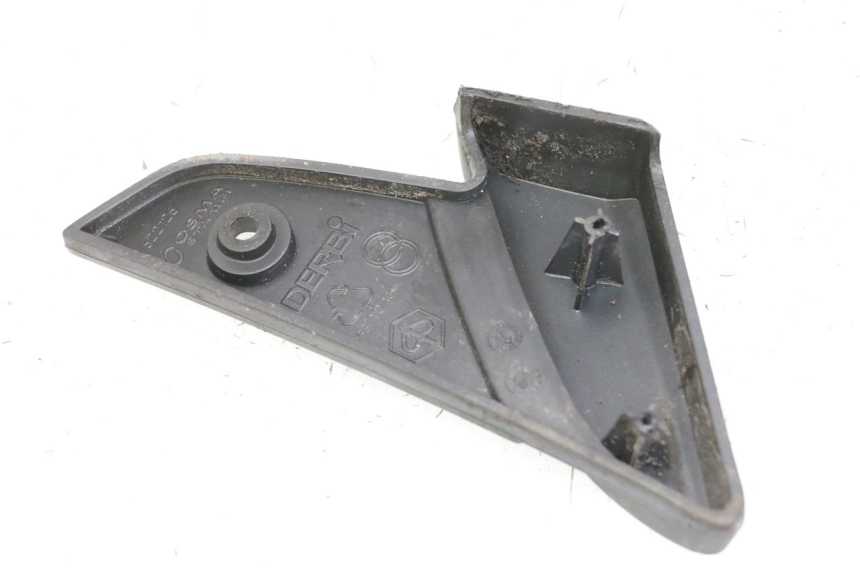 photo de ACHTERSTE RECHTER VOETSTEUN PIAGGIO VESPA LX 150 (2005 - 2013) - Technische close-up