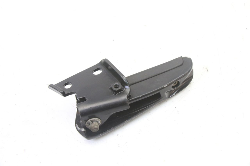 photo de ACHTERSTE RECHTER VOETSTEUN GILERA RUNNER SL 50 (2006 - 2009) - Andere kijkhoek