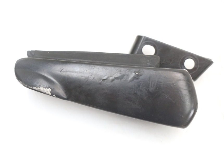 photo de ACHTERSTE RECHTER VOETSTEUN GILERA RUNNER SP 50 (2009 - 2017) - Hoofdaanzicht