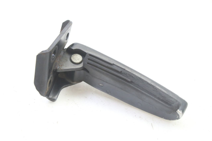 photo de ACHTERSTE RECHTER VOETSTEUN GILERA RUNNER SP 50 (2006 - 2008) - Technische close-up