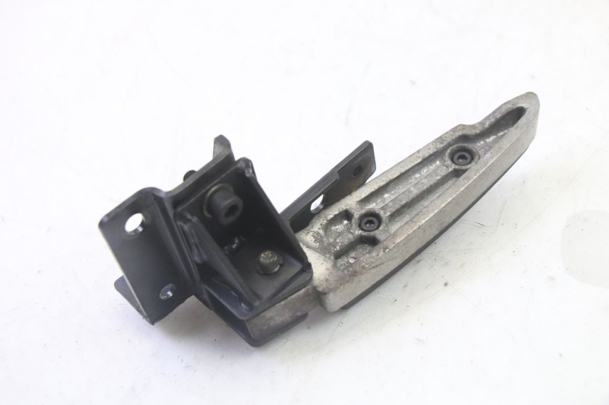 photo de ACHTERSTE RECHTER VOETSTEUN PEUGEOT SATELIS 125 (2013 - 2018) - Bevestigingspunten