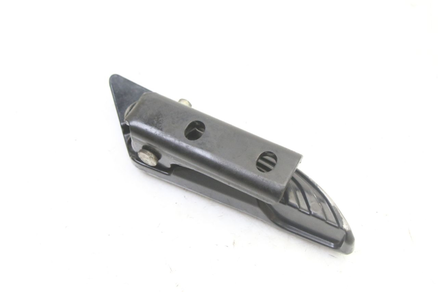 photo de ACHTERSTE RECHTER VOETSTEUN APRILIA SR 2T 50 (2018 - 2022) - Andere kijkhoek