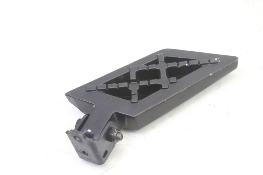 photo de ACHTERSTE RECHTER VOETSTEUN PEUGEOT STREETZONE I 2T 50 (2018 - 2020) - Zoom op gebruiksstaat