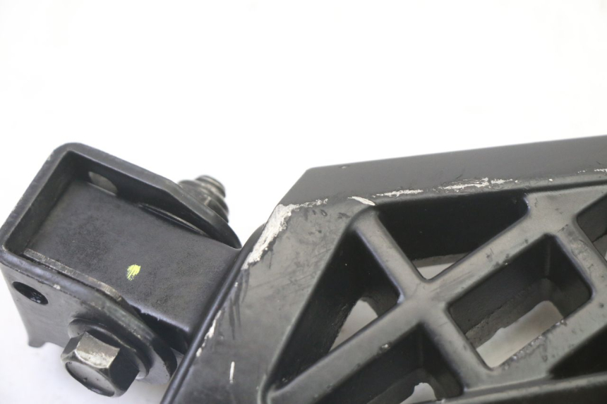 photo de ACHTERSTE RECHTER VOETSTEUN PEUGEOT STREETZONE I 2T 50 (2018 - 2020) - Technische close-up