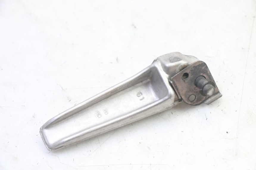 photo de ACHTERSTE RECHTER VOETSTEUN SUZUKI SV S 650 (2003 - 2009) - Andere kijkhoek